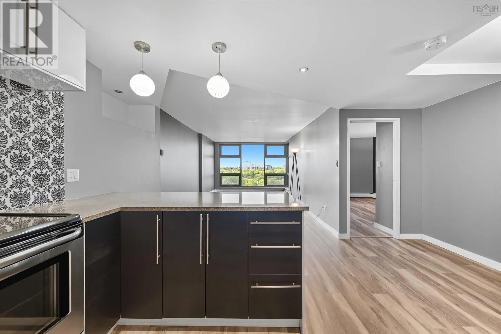 1101 6369 Coburg Road