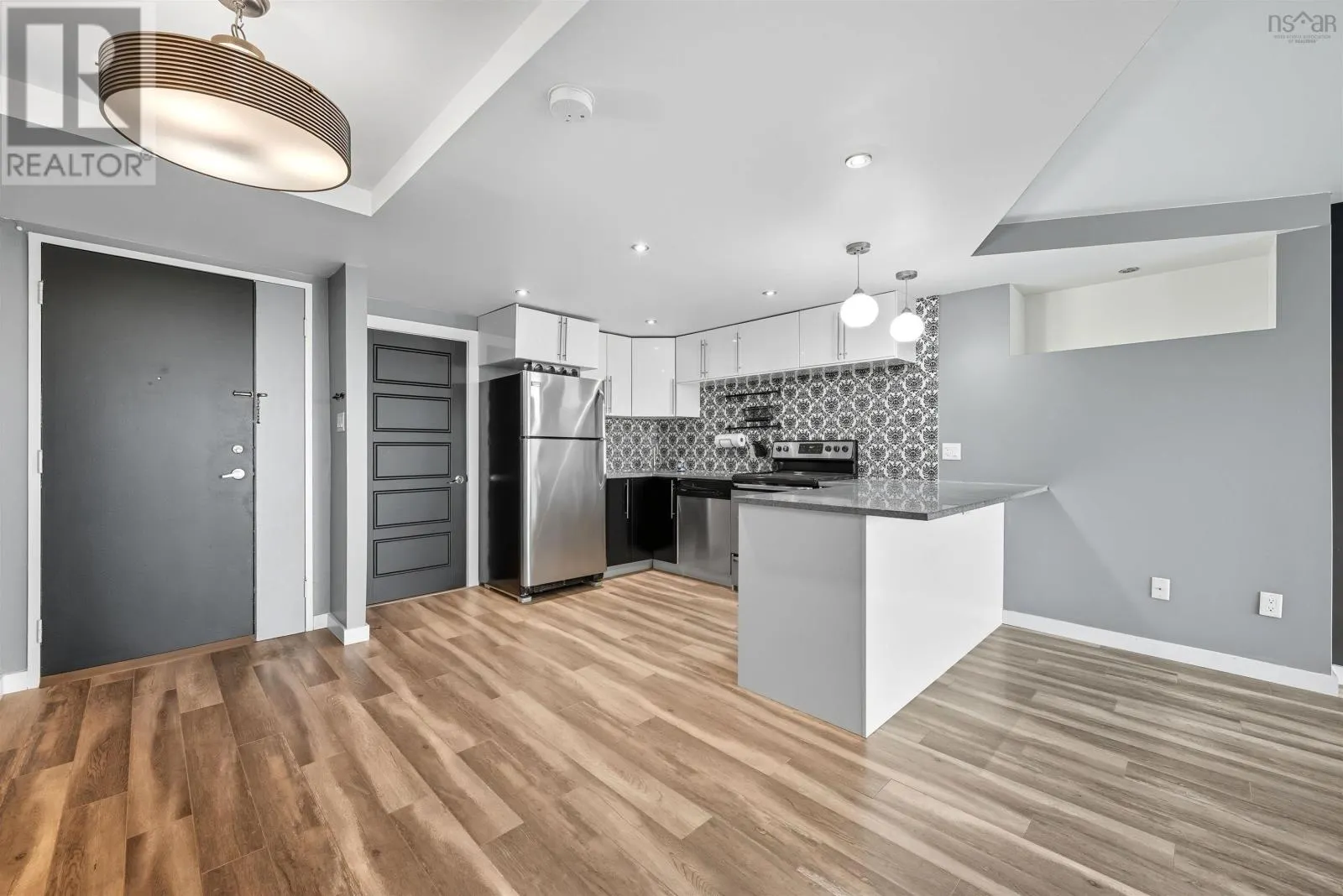 1101 6369 Coburg Road
