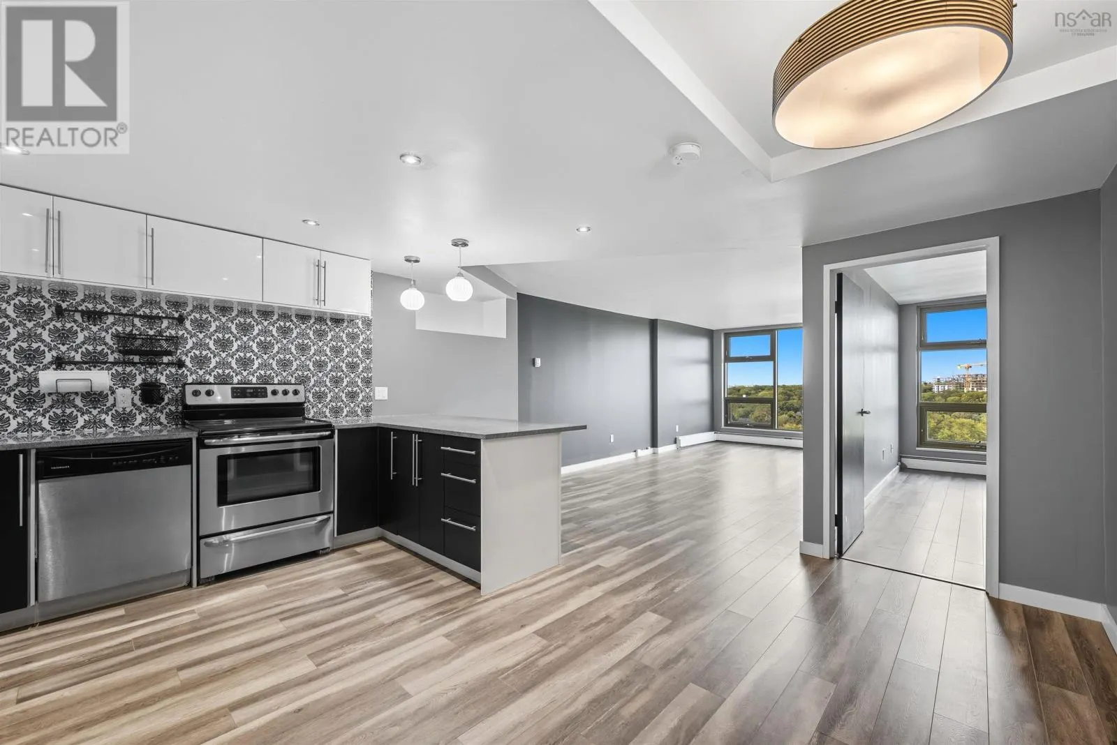 1101 6369 Coburg Road
