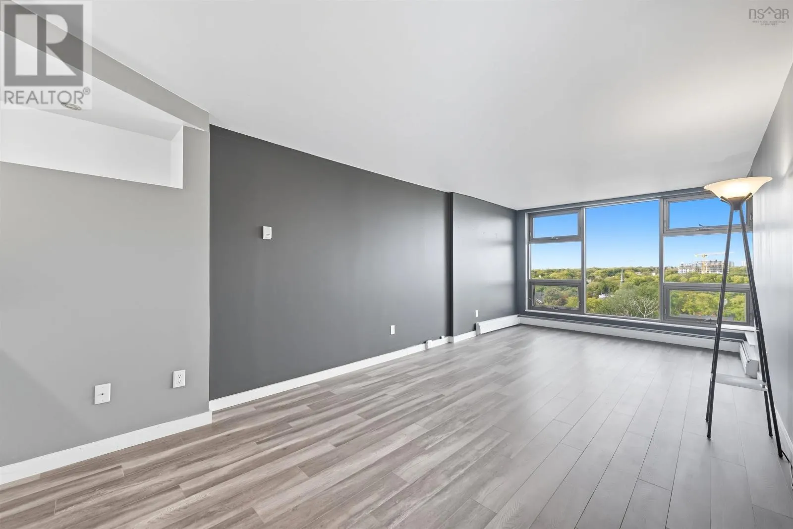 1101 6369 Coburg Road
