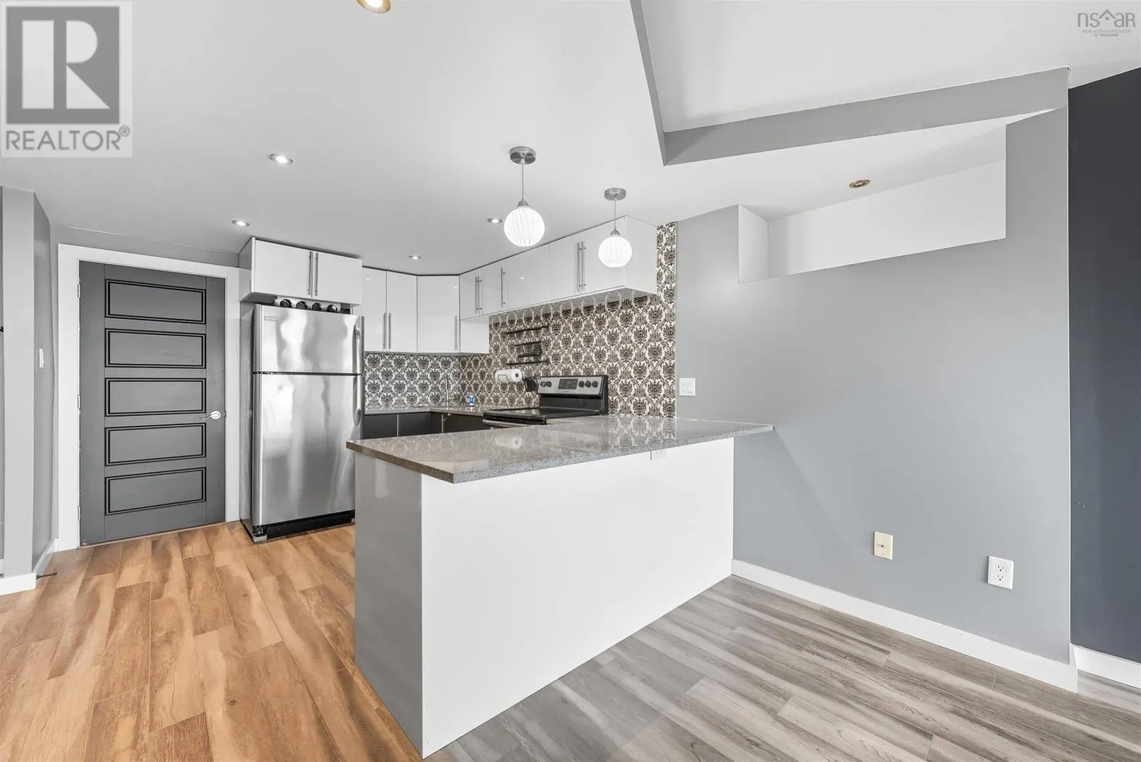 1101 6369 Coburg Road
