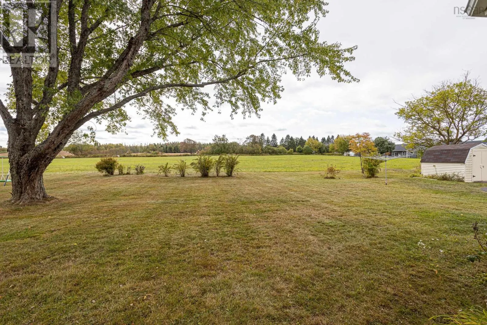 137 Tideview Drive