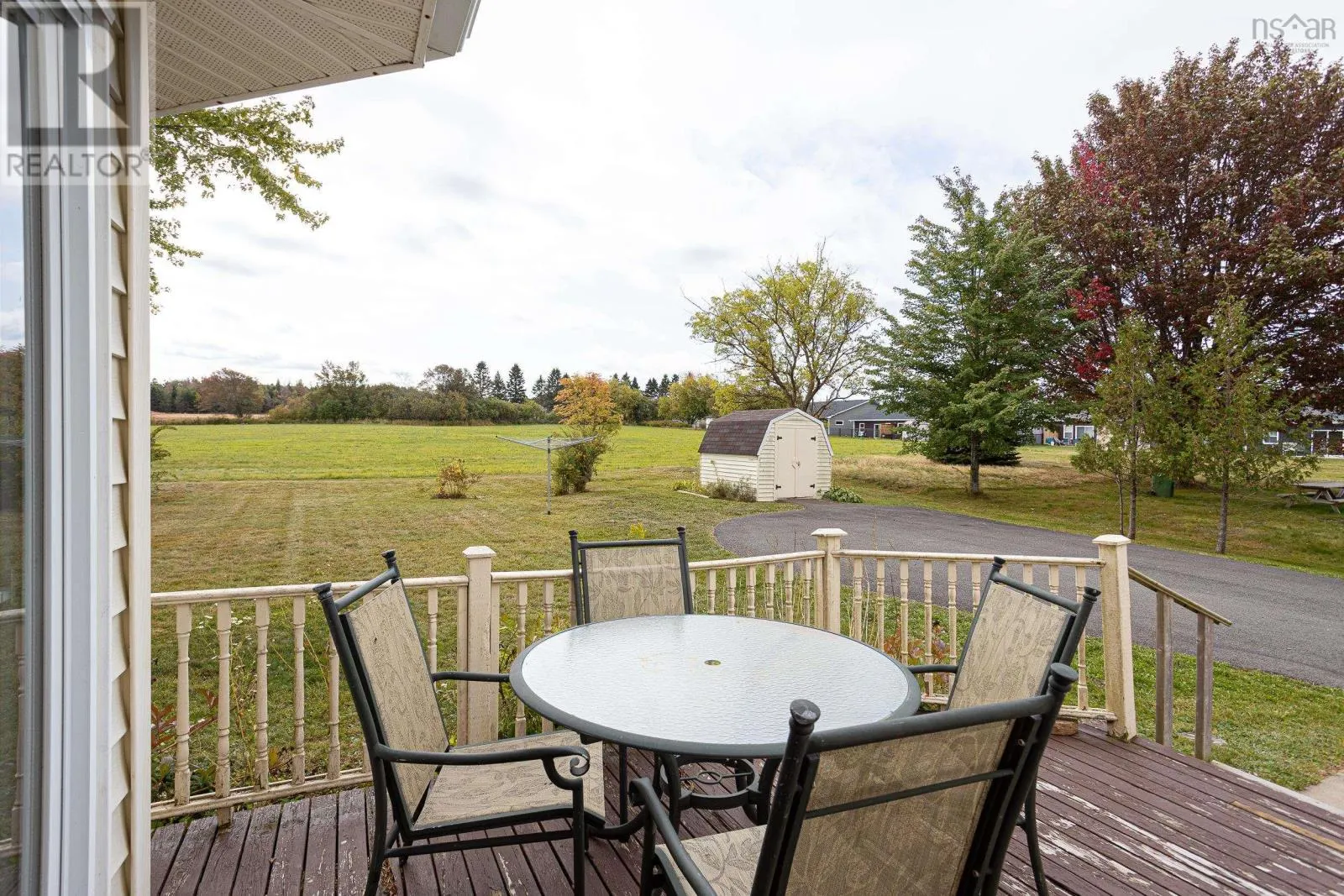 137 Tideview Drive