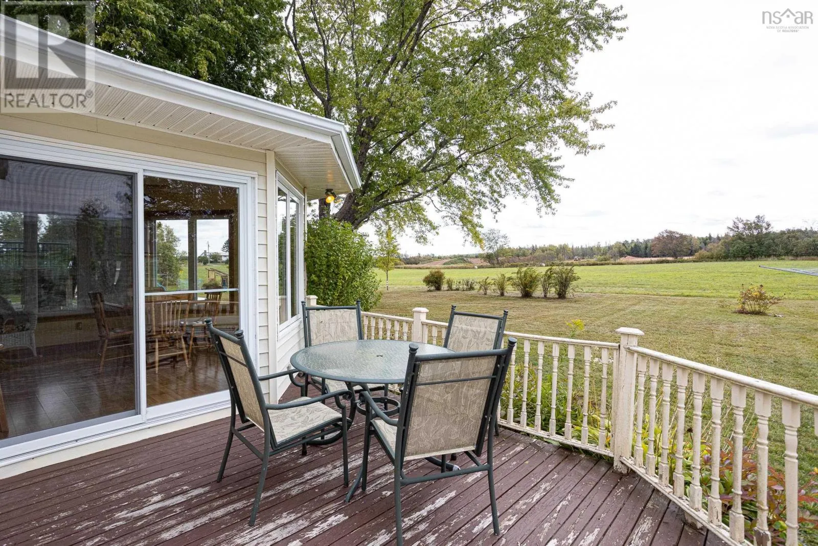 137 Tideview Drive