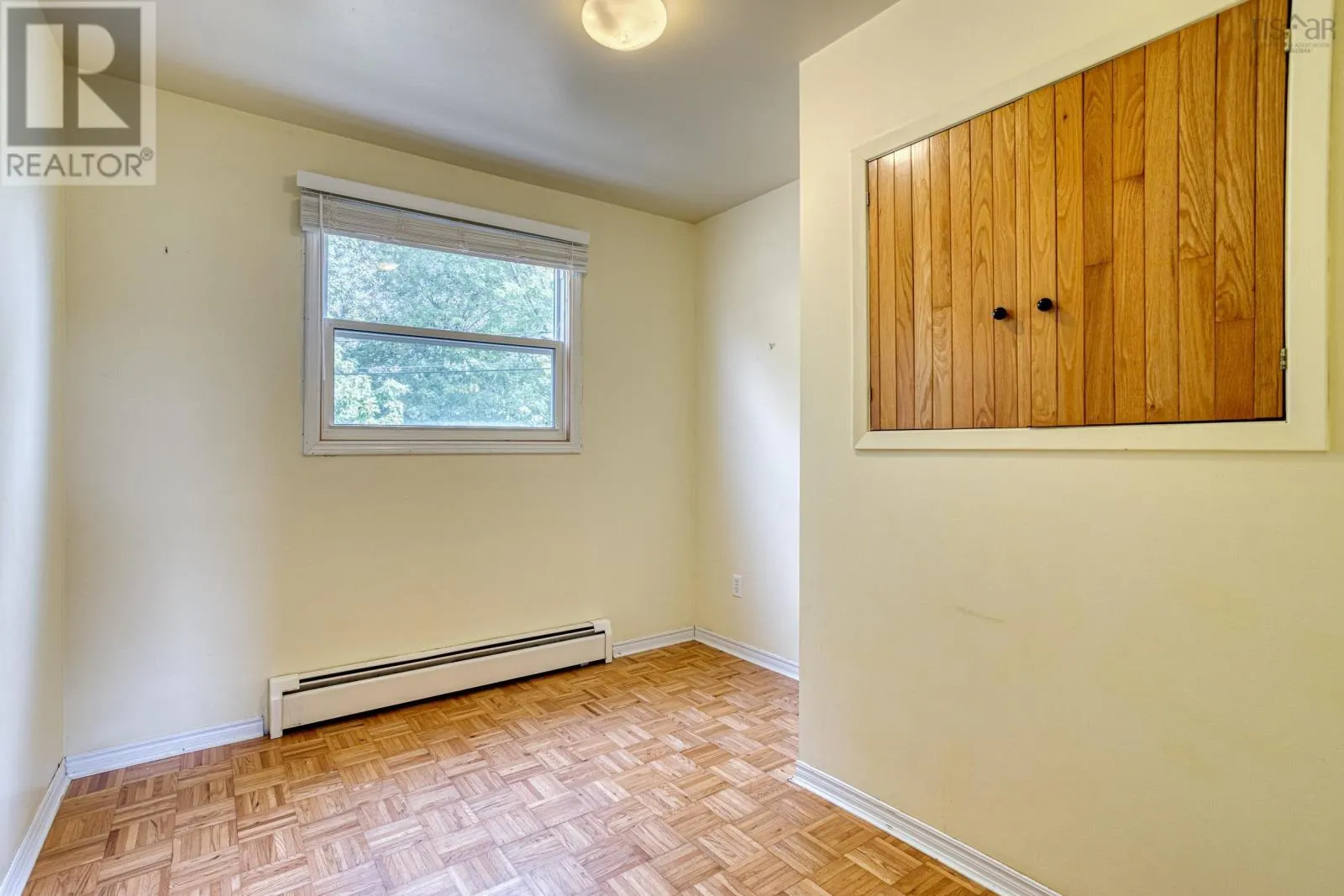 137 Tideview Drive