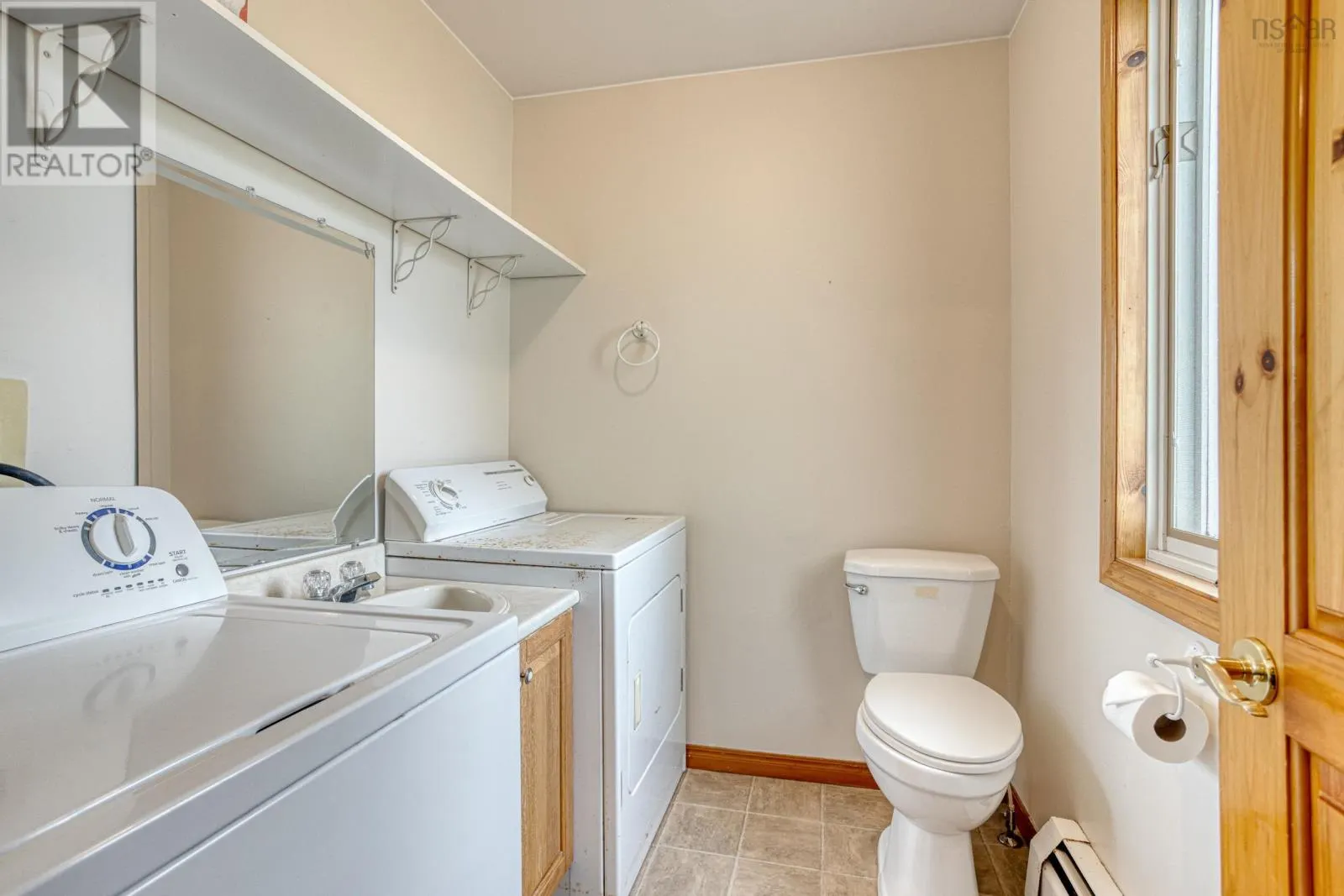 137 Tideview Drive