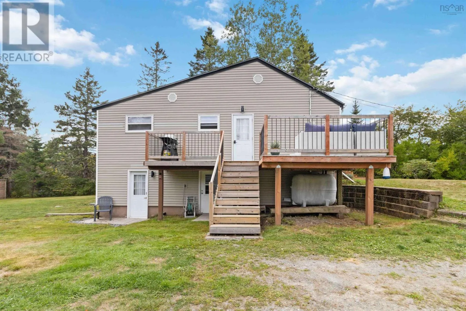 5808 Highway 7