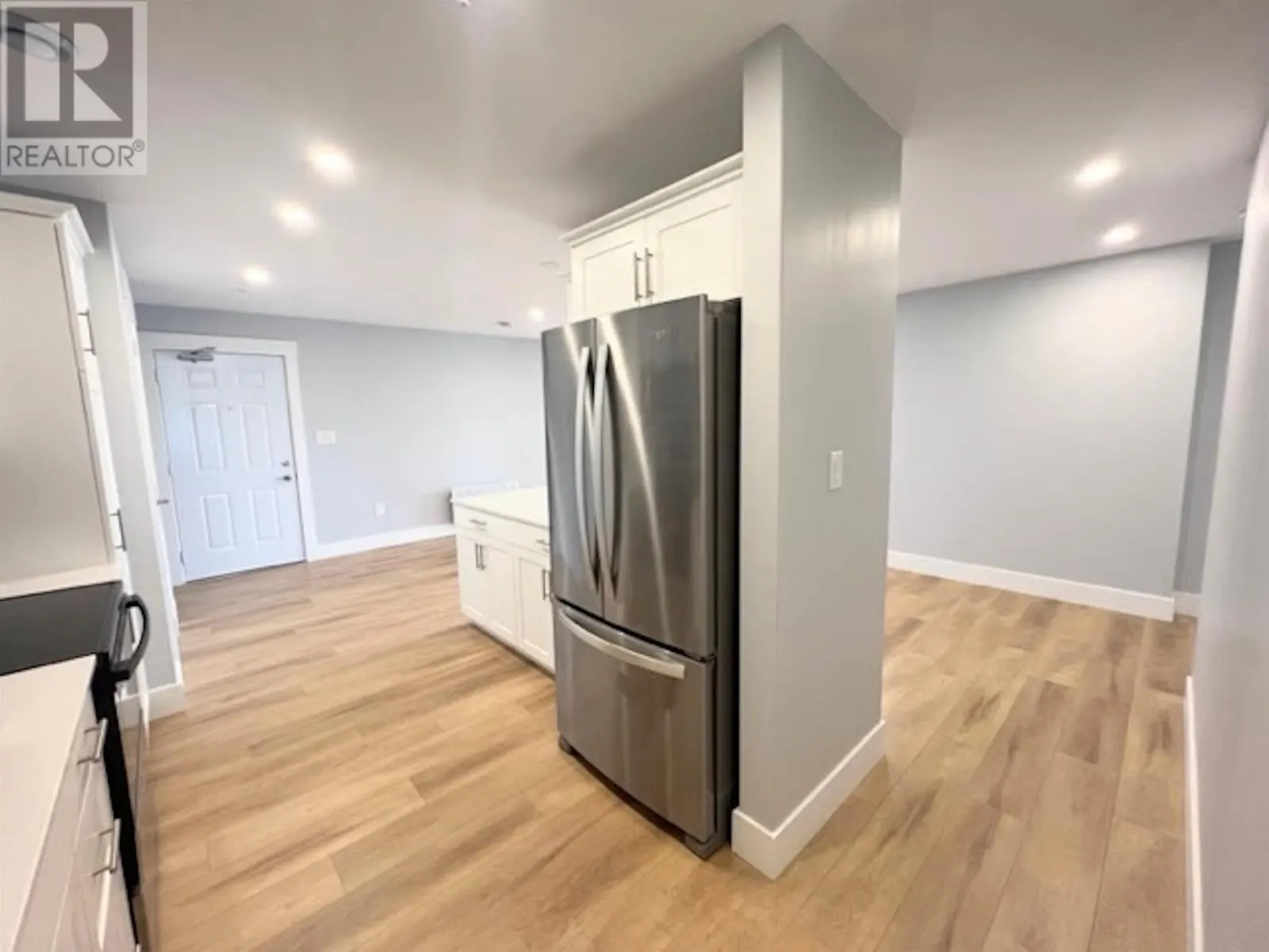 302-24 Gilbert Drive