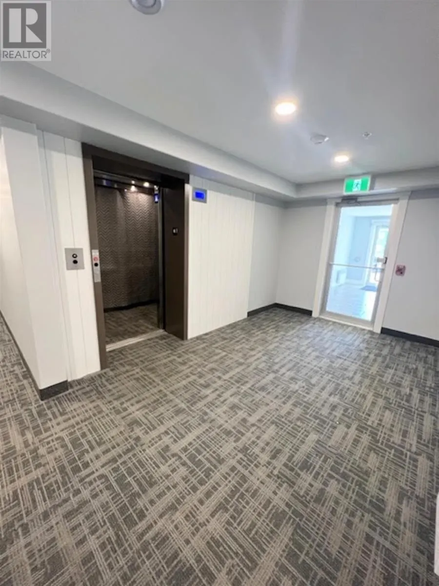 302-24 Gilbert Drive