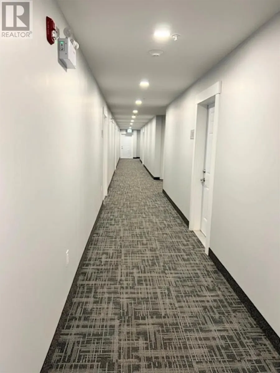 302-24 Gilbert Drive