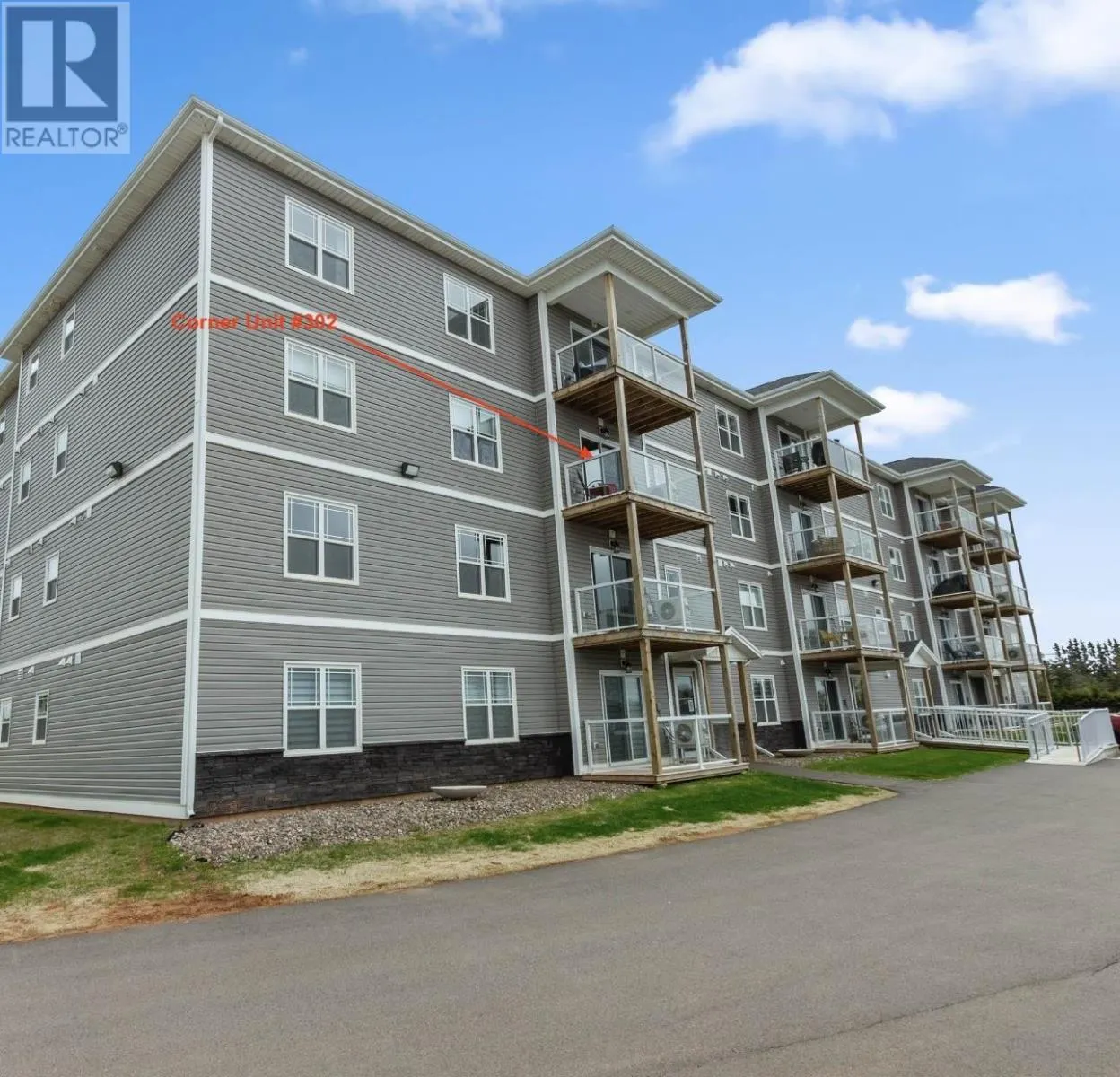 302-24 Gilbert Drive