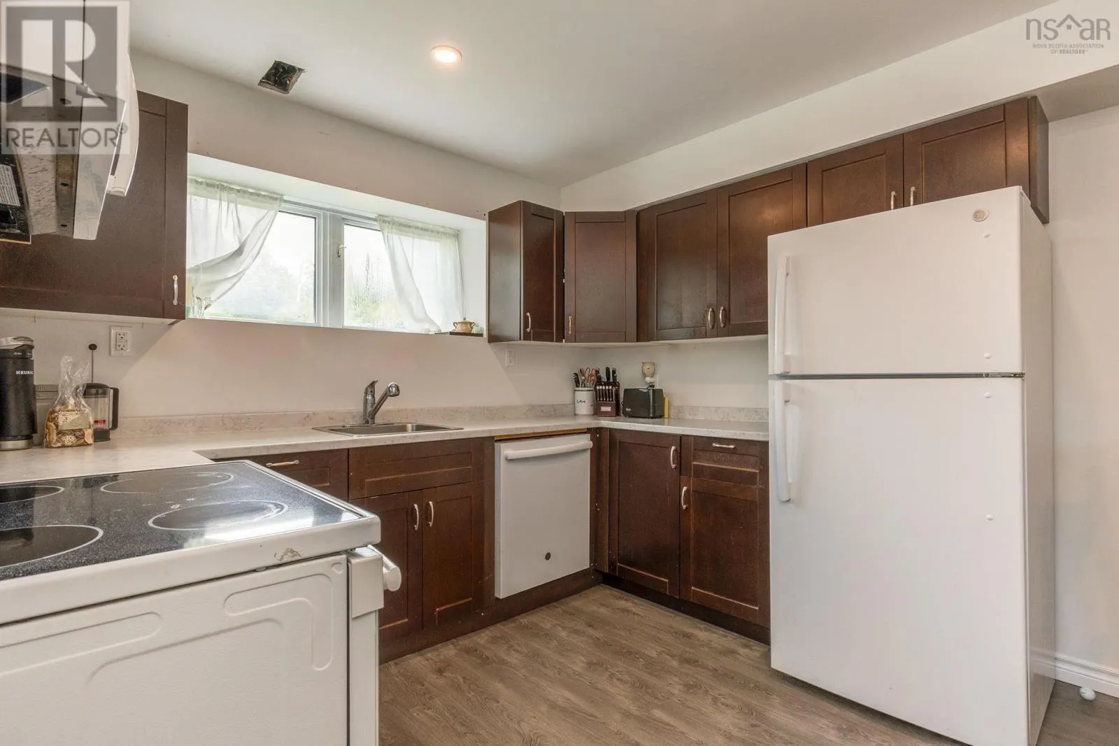452 East Chezzetcook Road