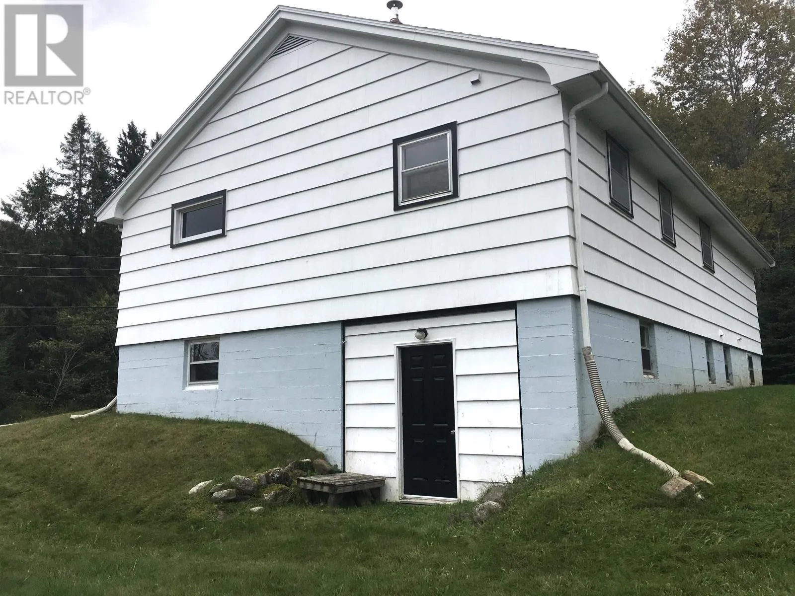 5822 Highway 331