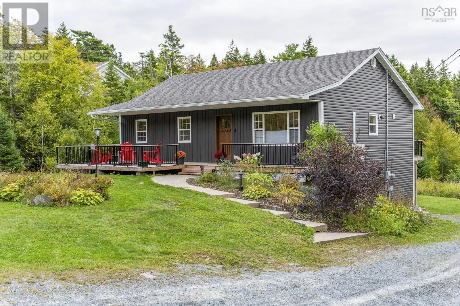 64 Sandy Lane