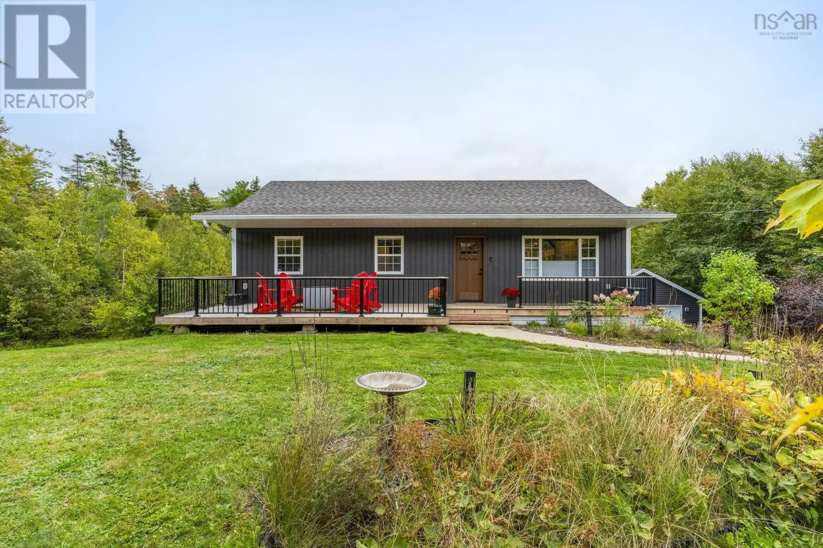 64 Sandy Lane