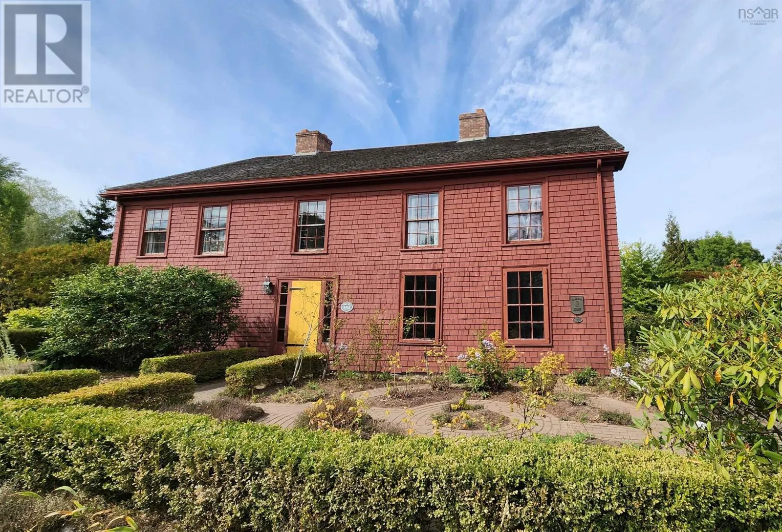 654 Main Street