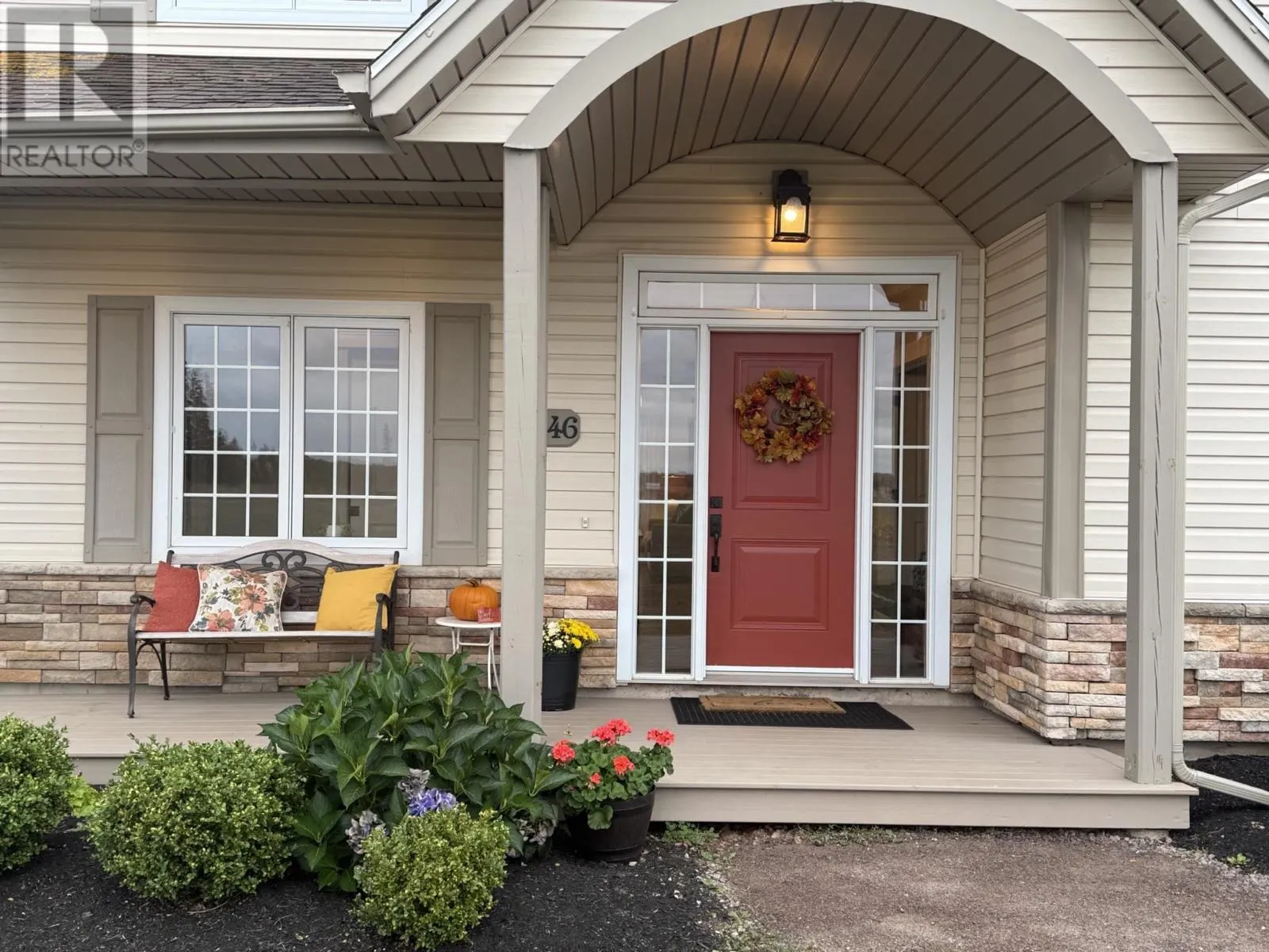 846 Upper Meadowbank Road