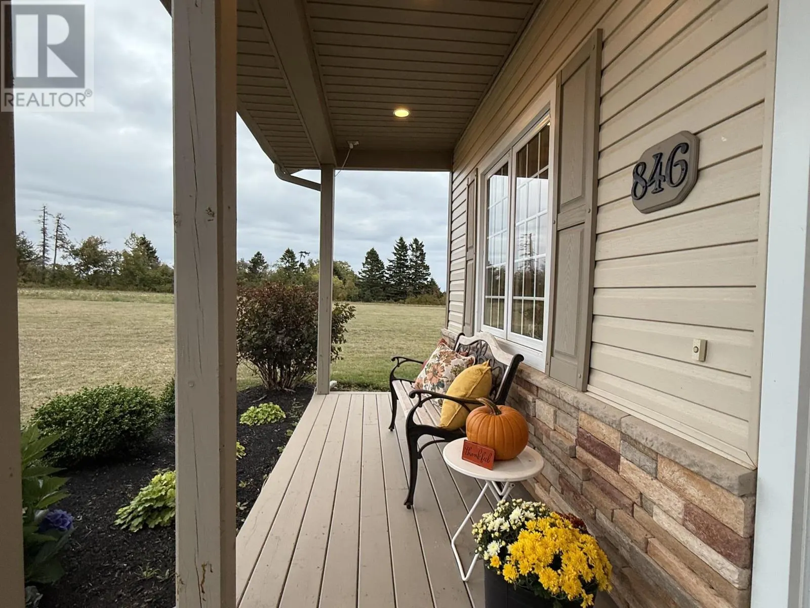 846 Upper Meadowbank Road