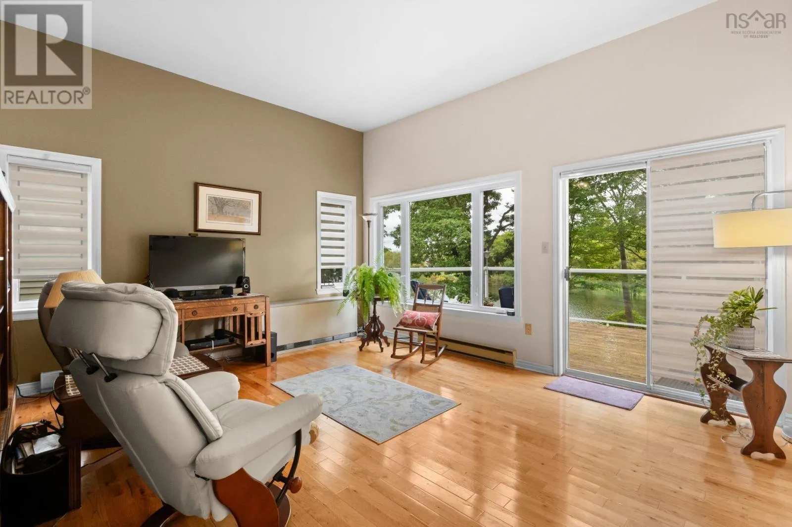 17B Lakeview Point Road