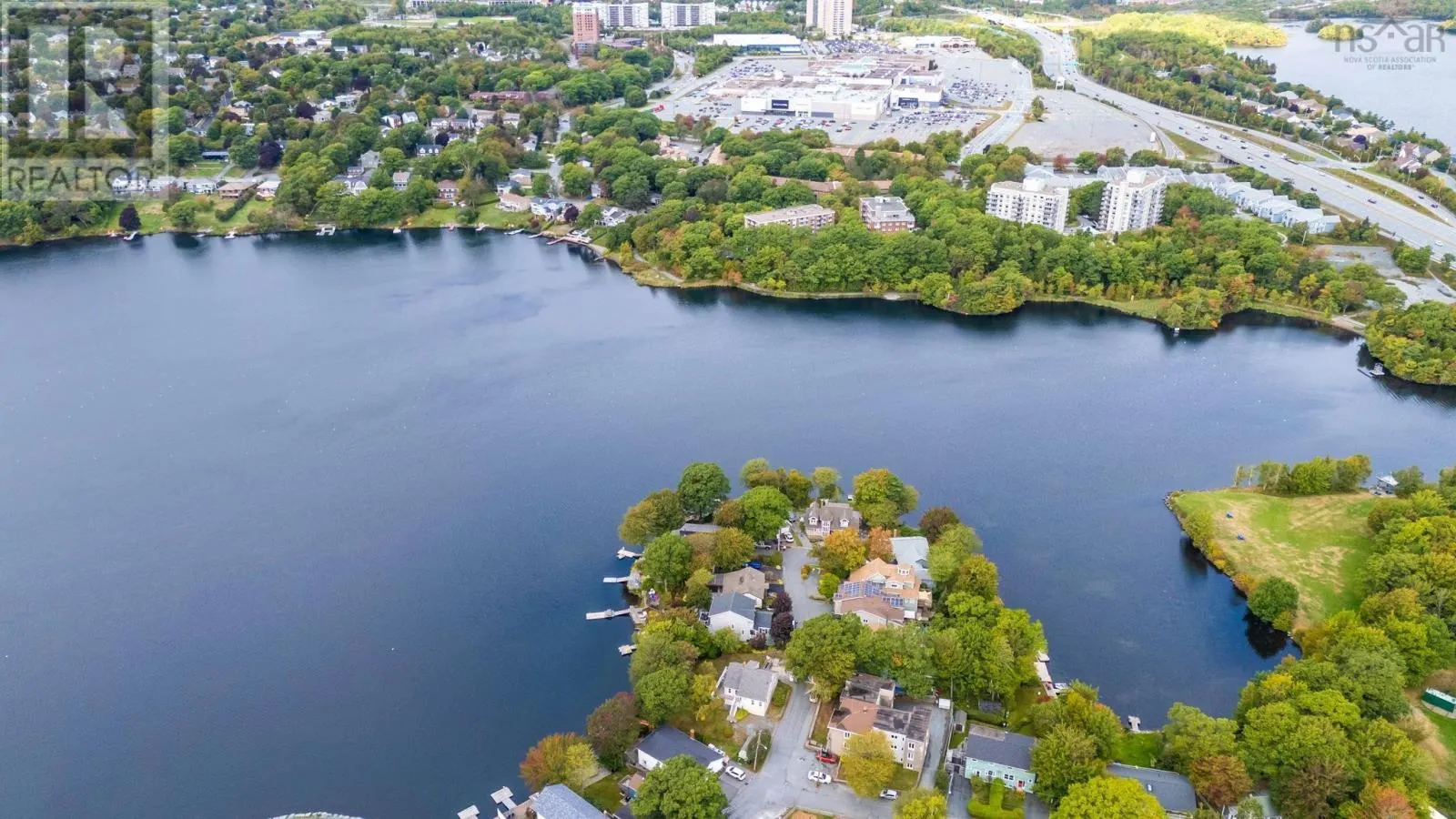 17B Lakeview Point Road
