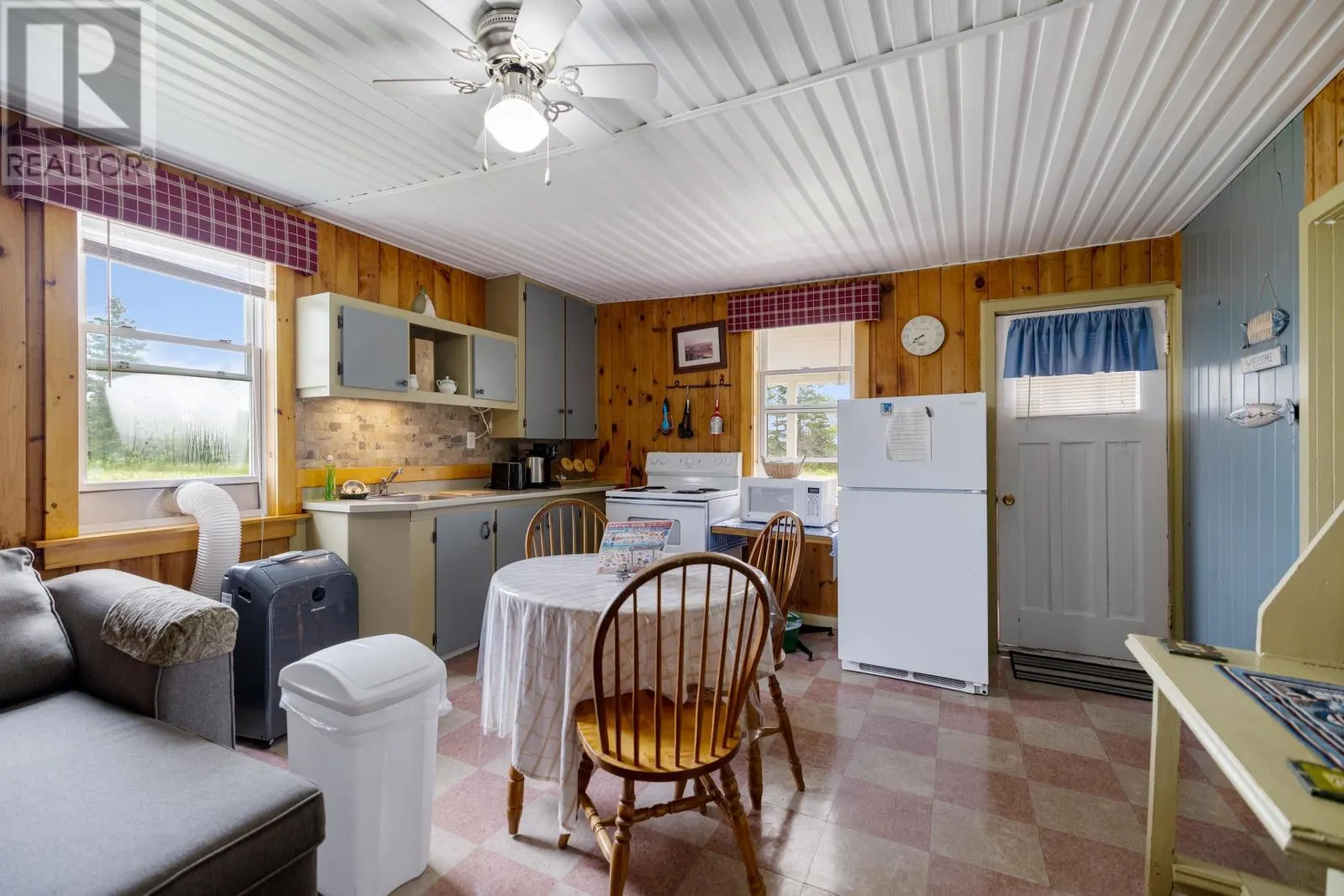 6888 Route 13|Mayfield