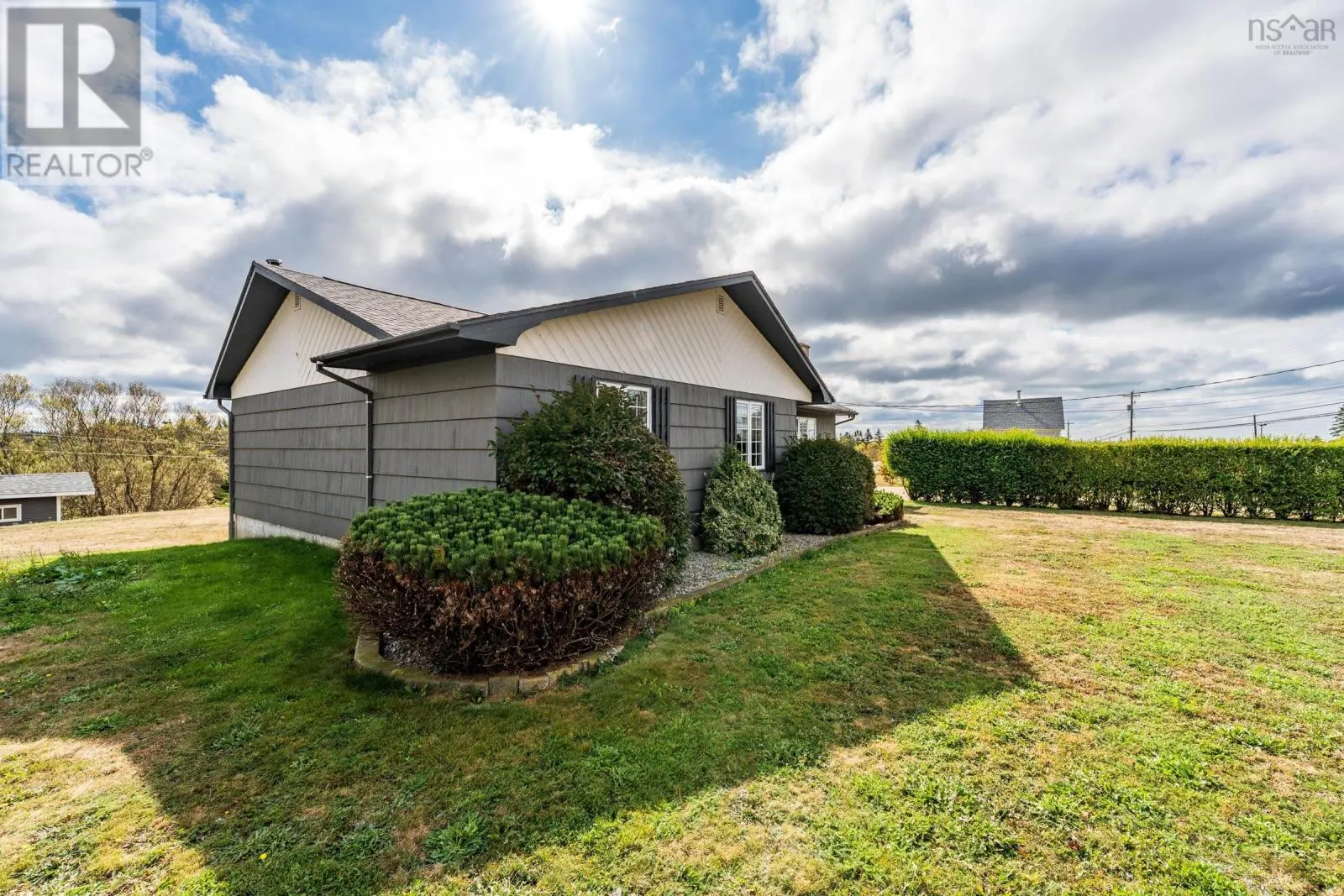 7068 Highway 1
