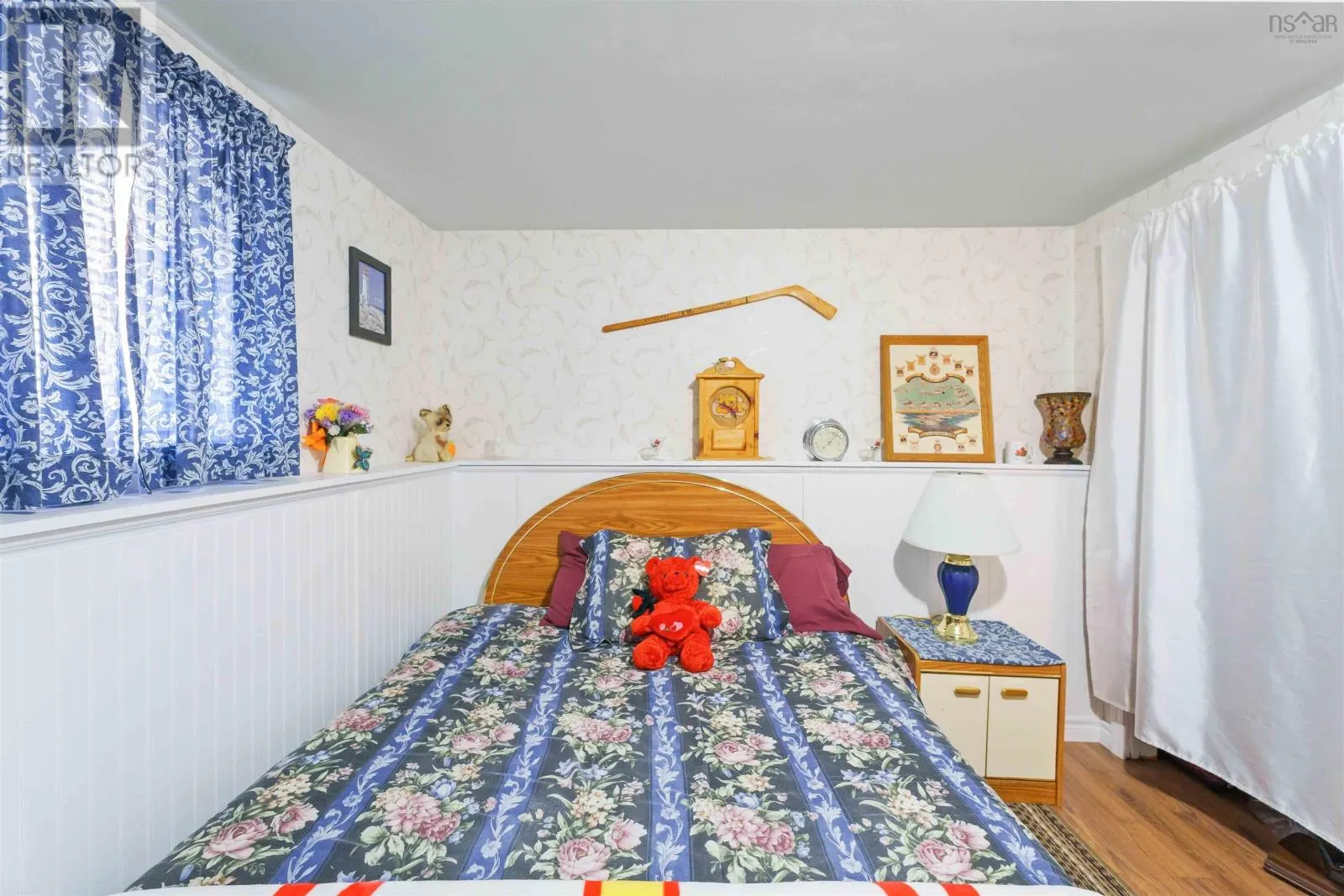 389 Hall Road