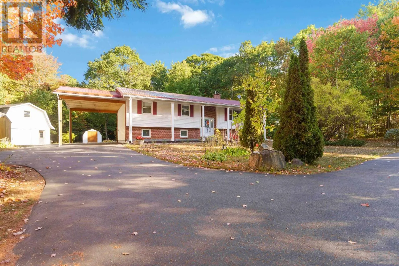 389 Hall Road