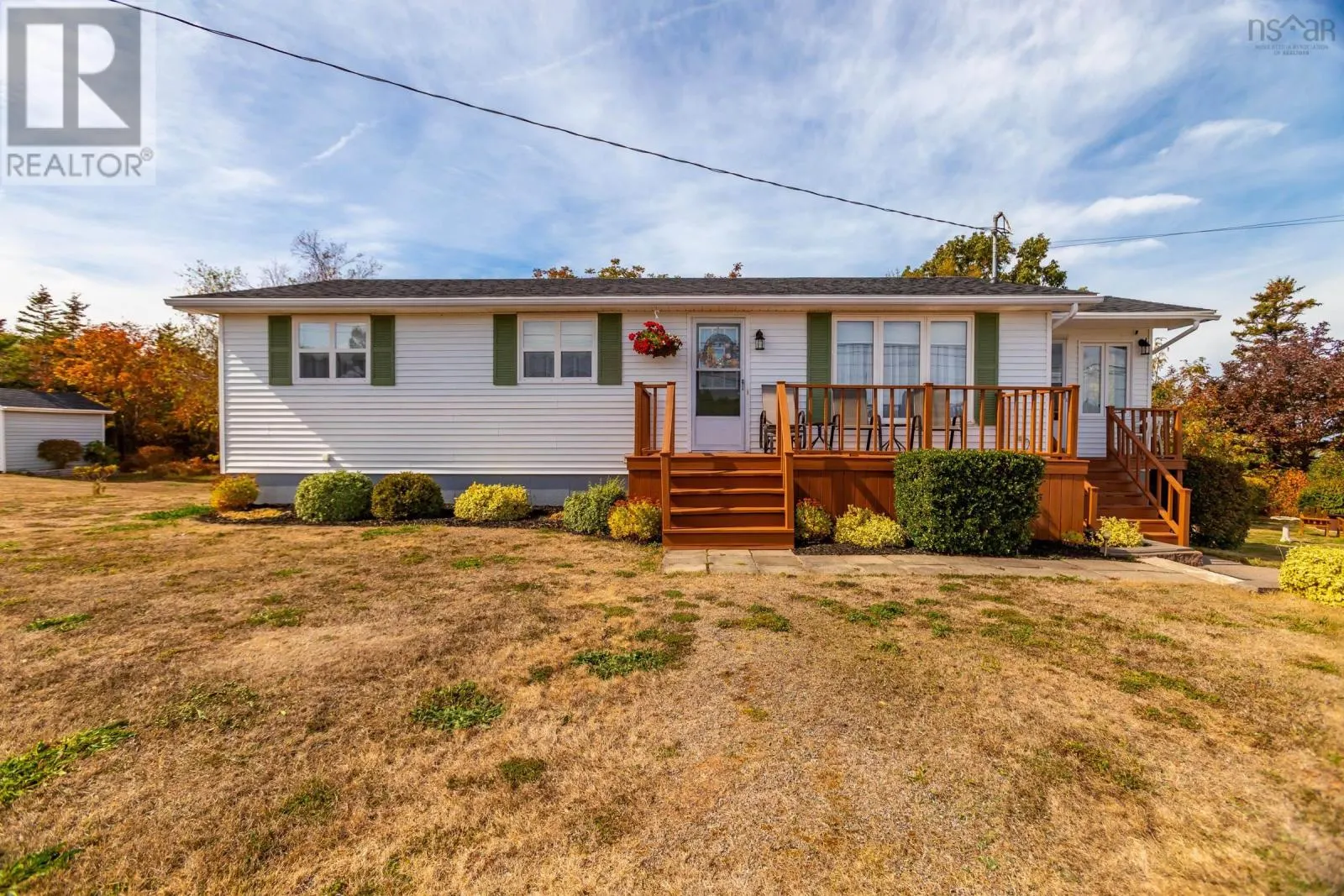 4283 Shore Road W