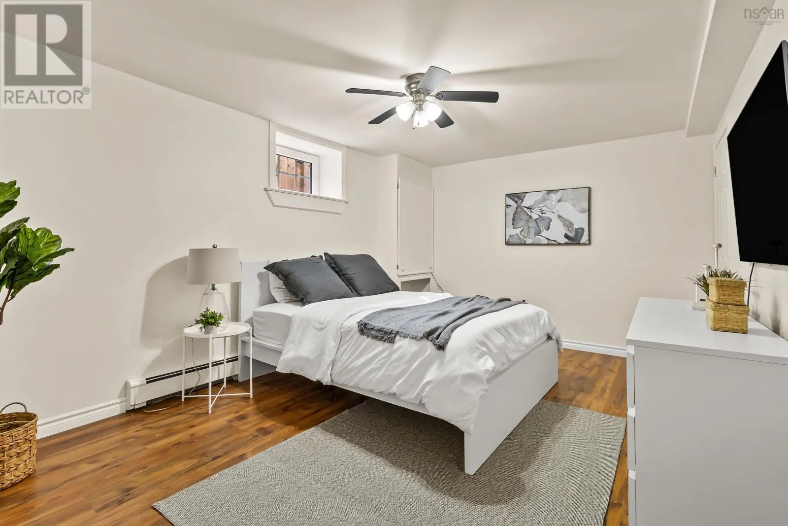 100 Elva Court