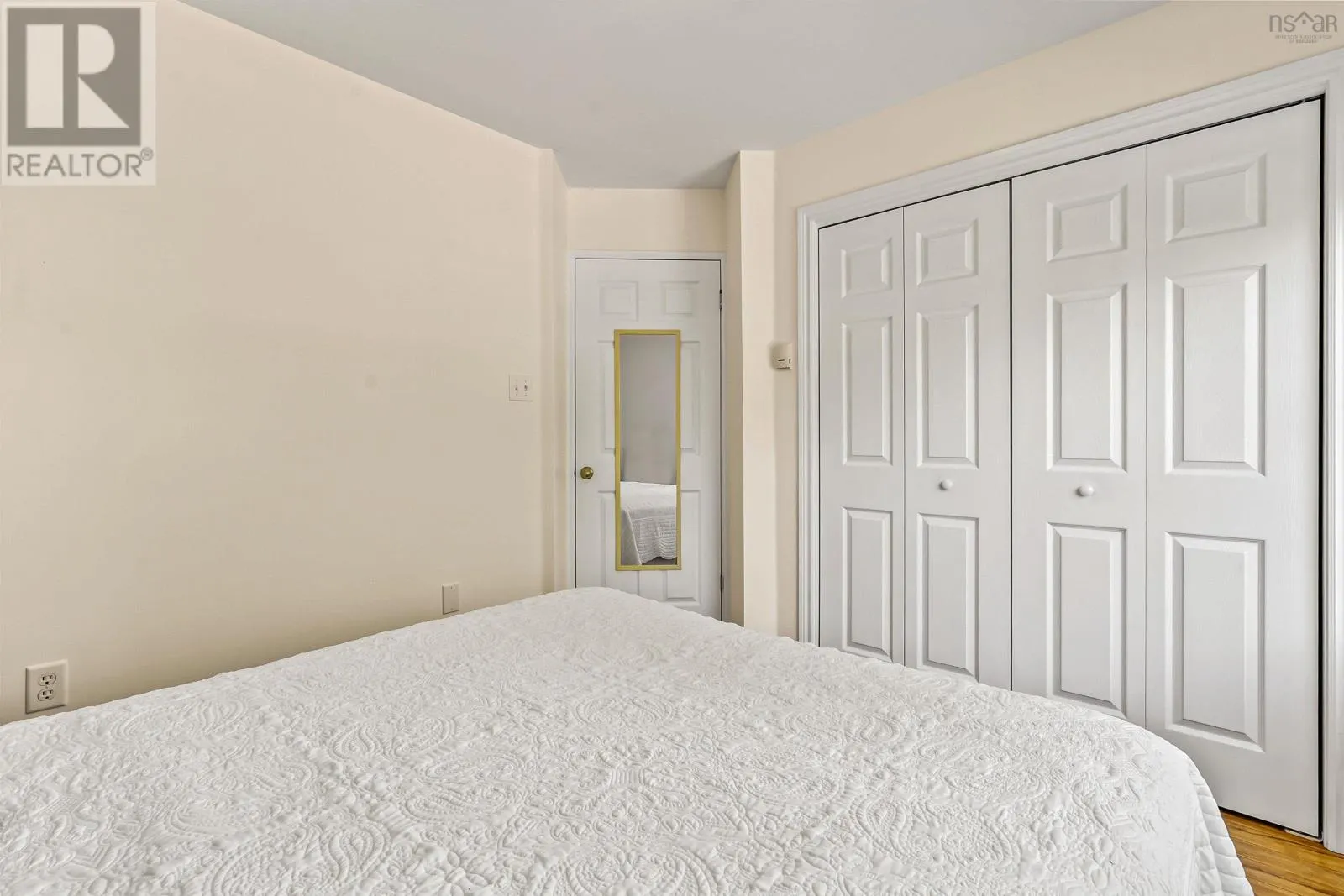 100 Elva Court