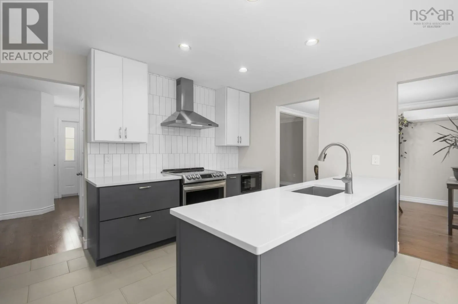 10 Parkvale Crescent