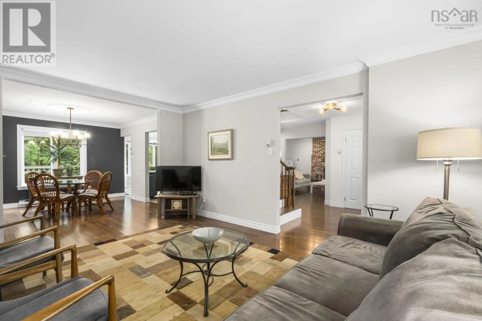 10 Parkvale Crescent