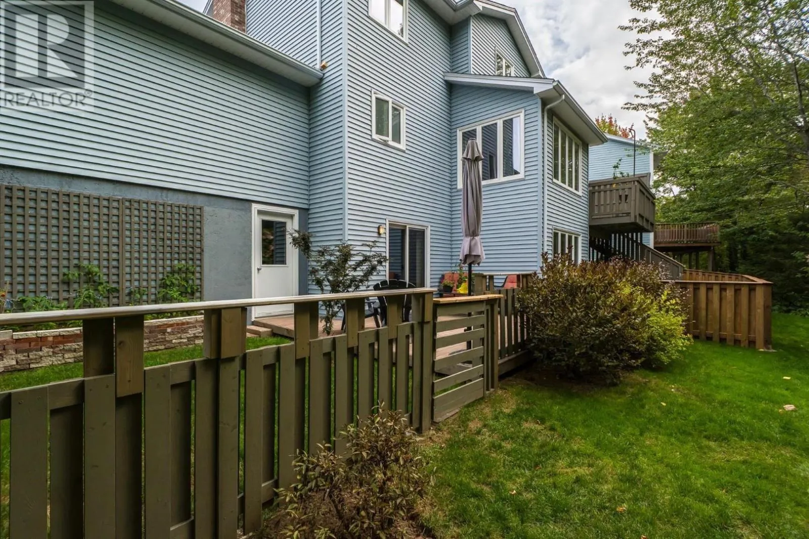 10 Parkvale Crescent