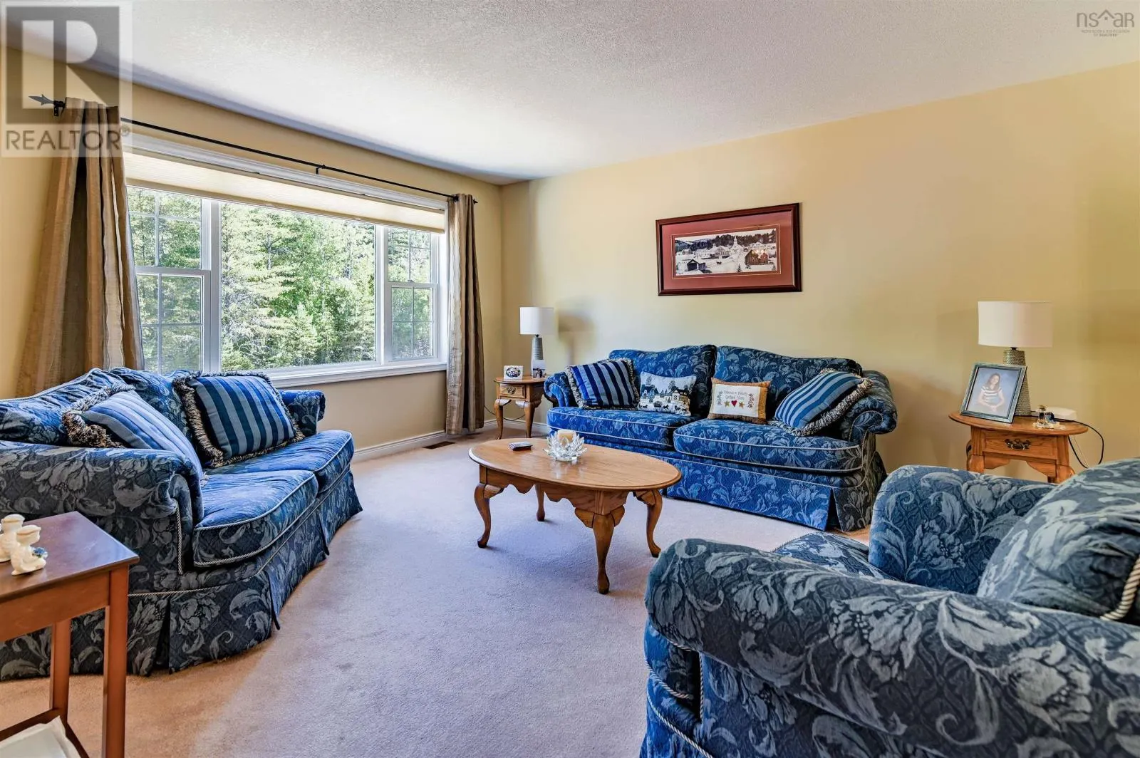 3 Acadia Dr