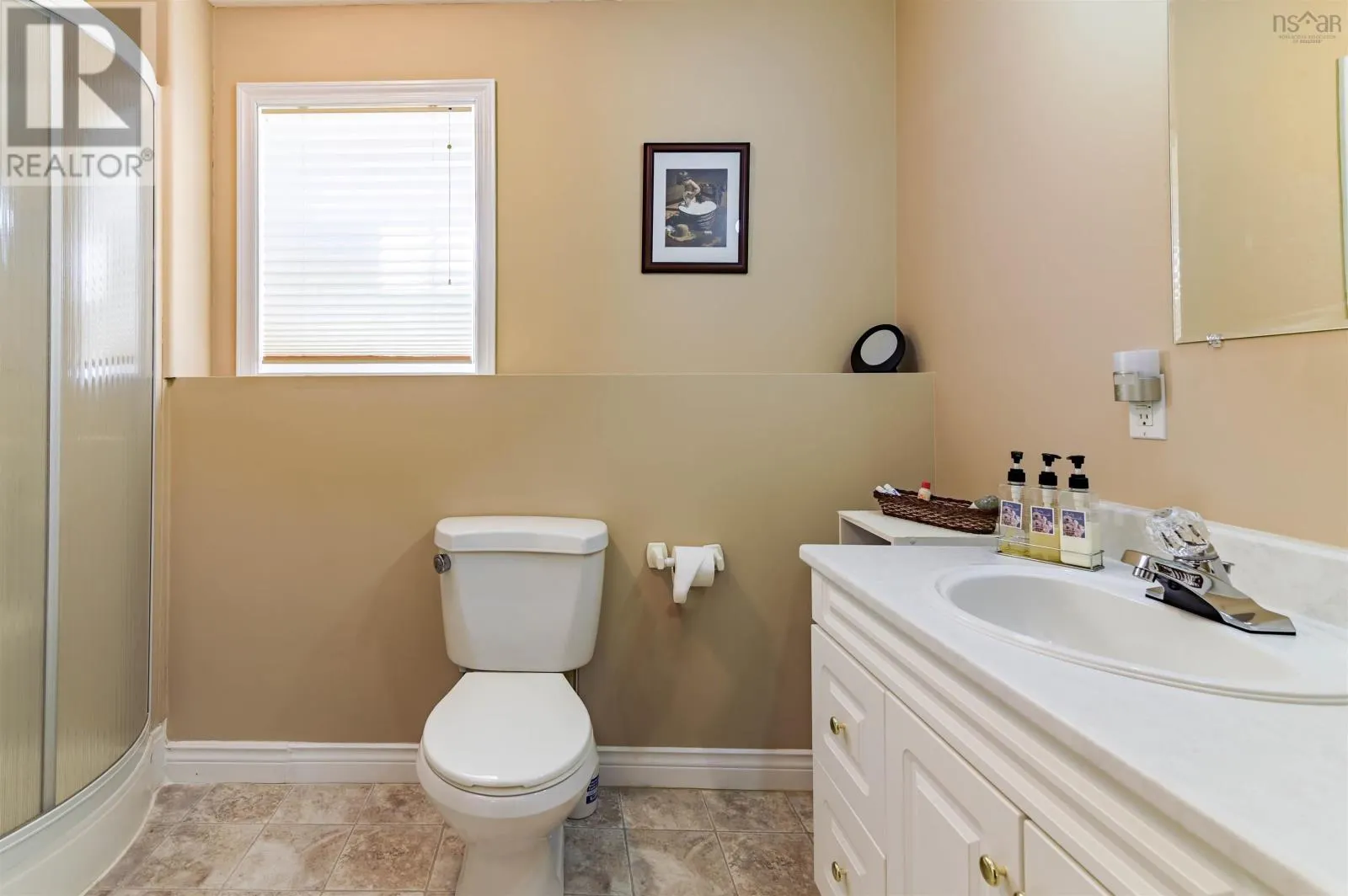 3 Acadia Dr