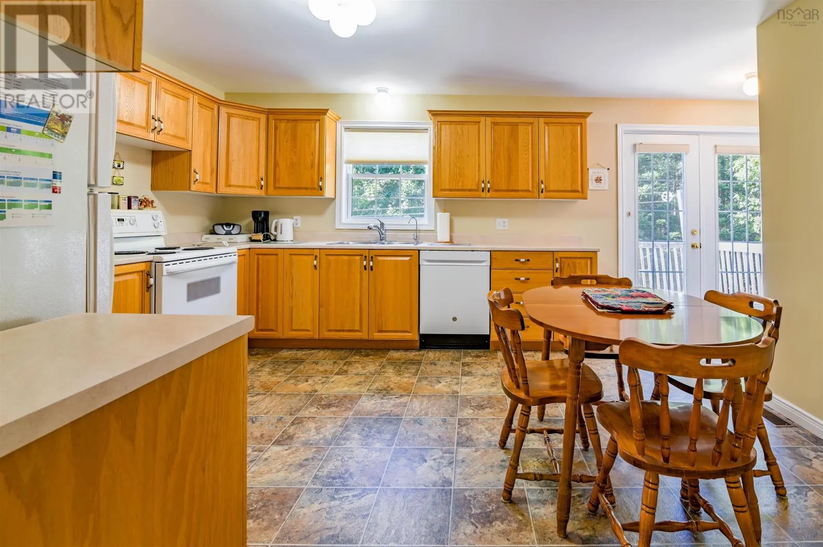 3 Acadia Dr