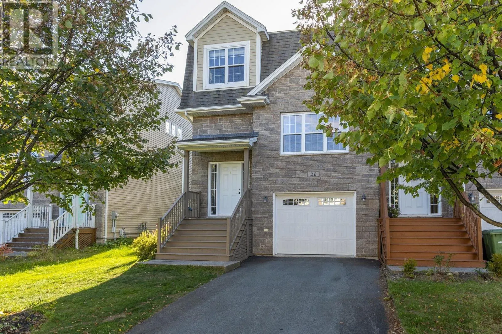 29 Lasalle Court