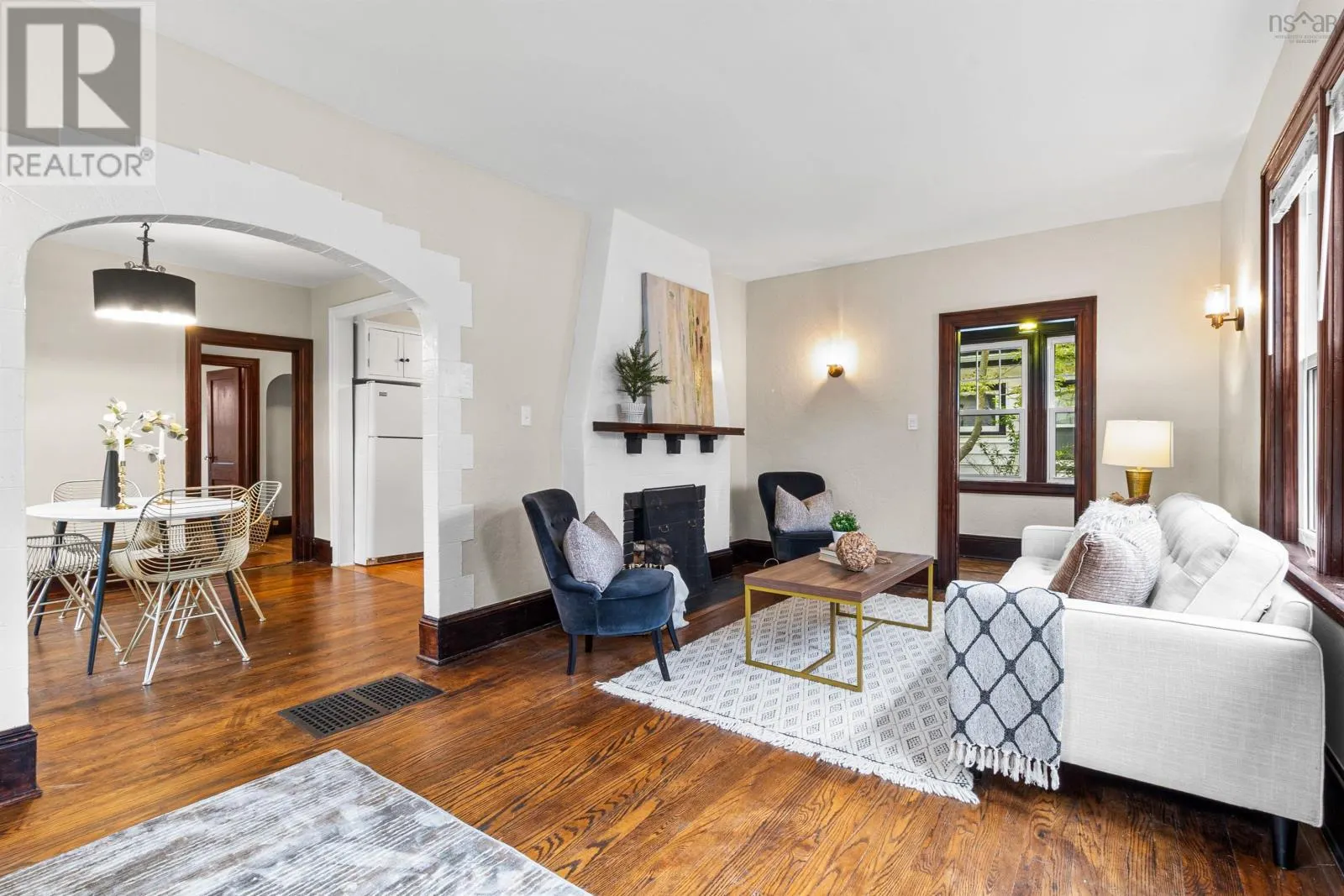 5791 Southwood Drive
