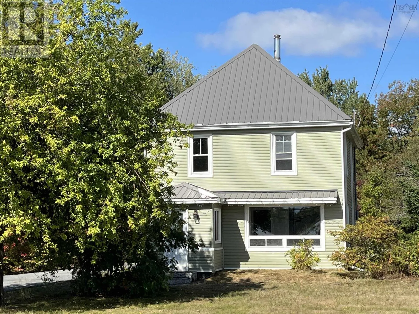 9744 Highway 8