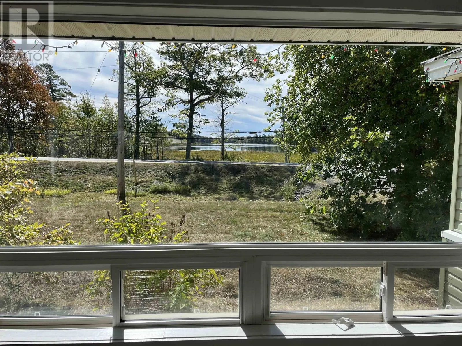 9744 Highway 8
