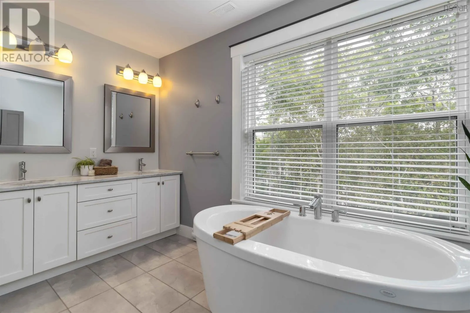 11 Aspenhill Court