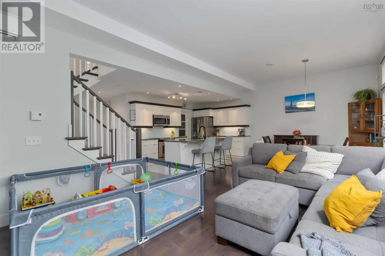 11 Aspenhill Court