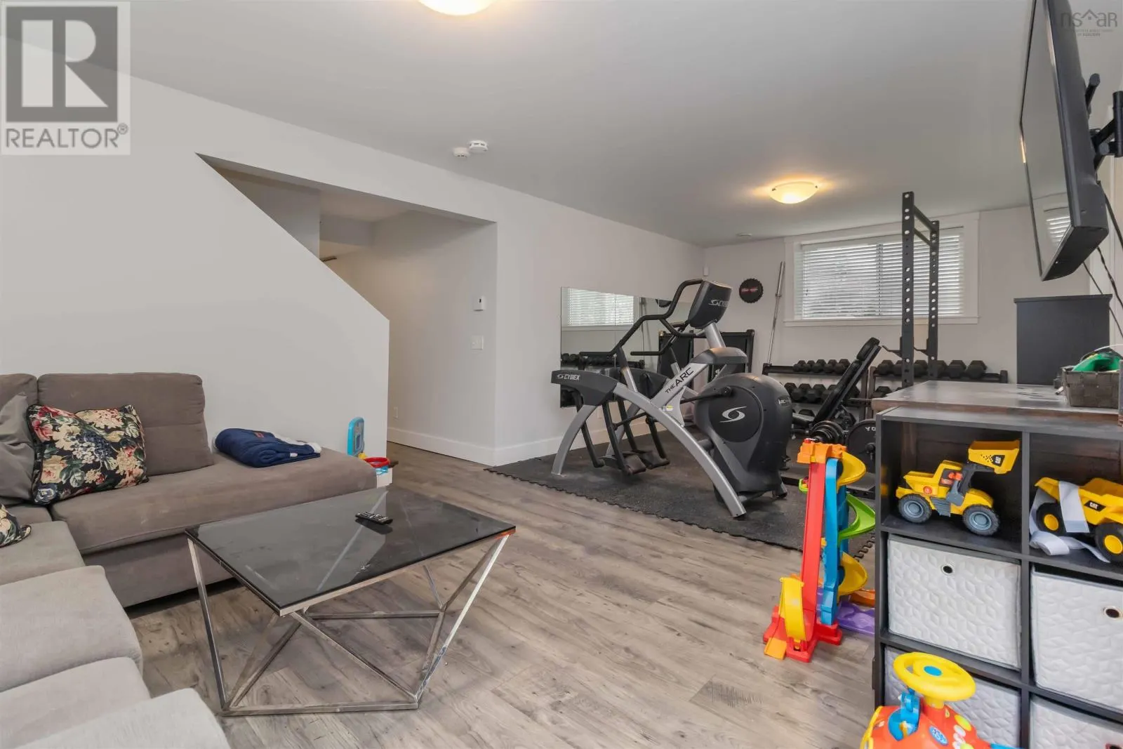11 Aspenhill Court