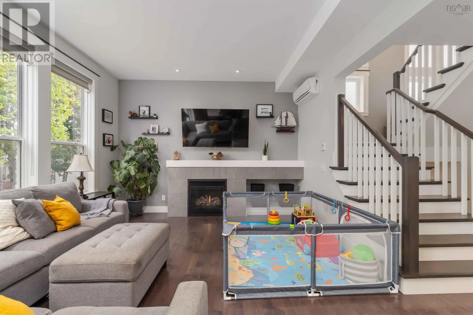 11 Aspenhill Court