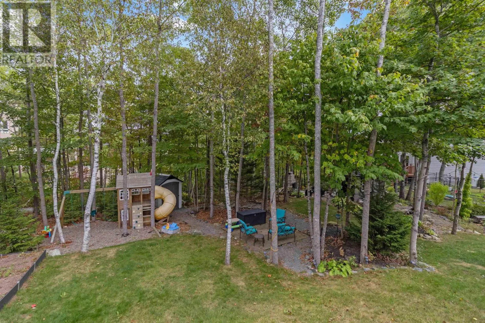 11 Aspenhill Court