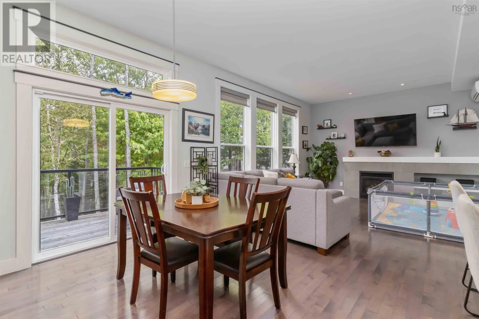 11 Aspenhill Court