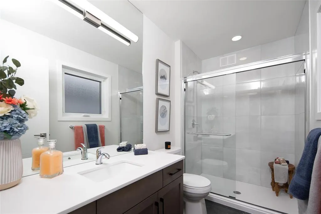 50 Rambling River Bay