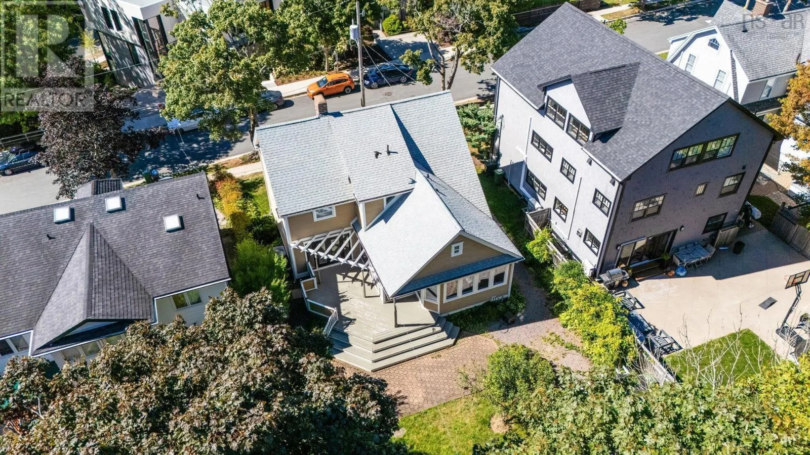 1139 Dalhousie Street