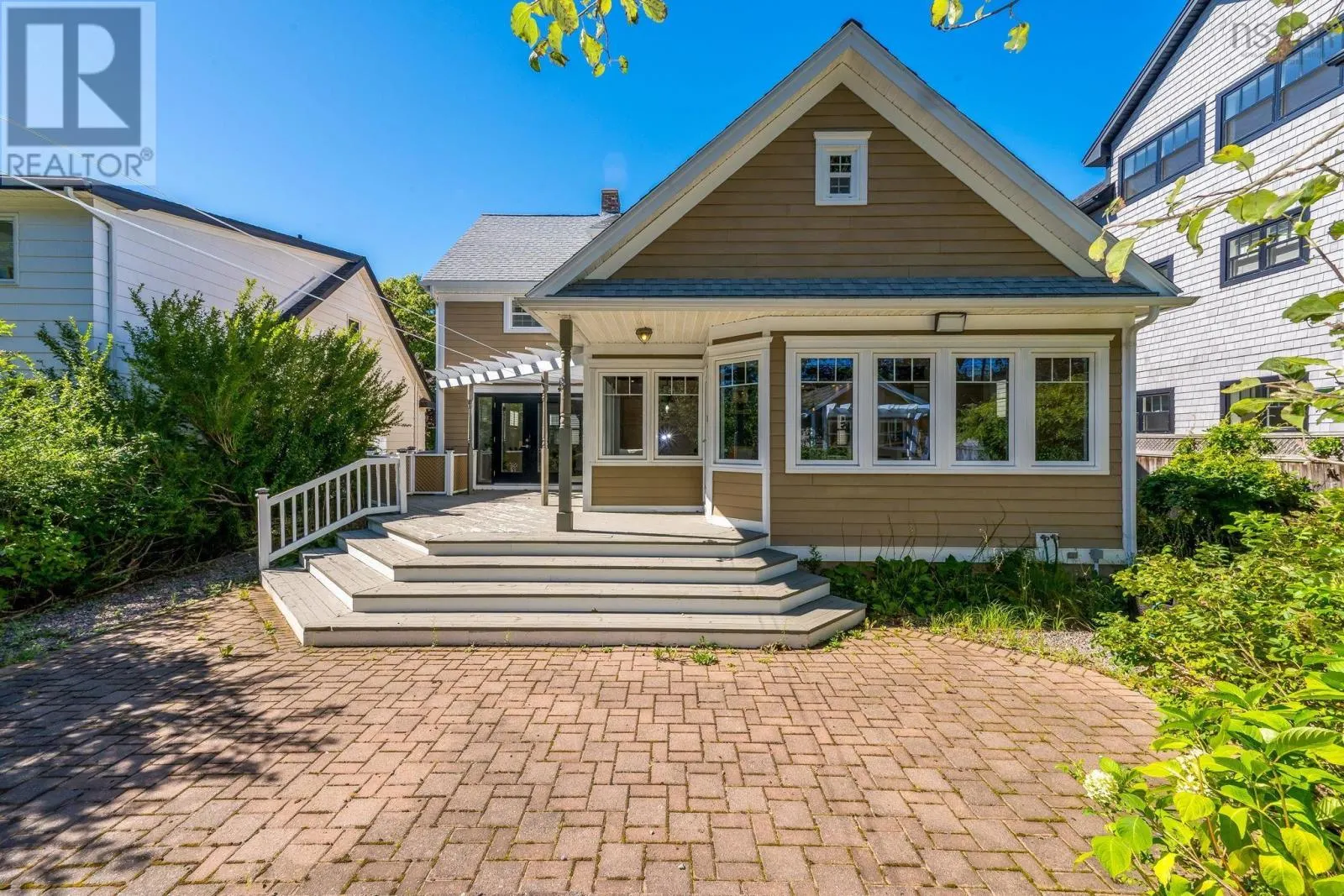 1139 Dalhousie Street
